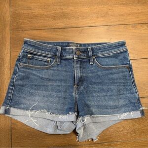 Abercrombie & Fitch Harper Low Rise  Blue Jean Shorts size 26/2